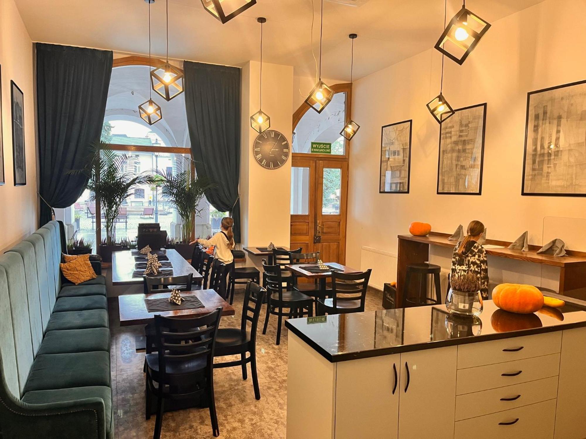 크로스노 The Old Townhouse 아파트 호텔 외부 사진